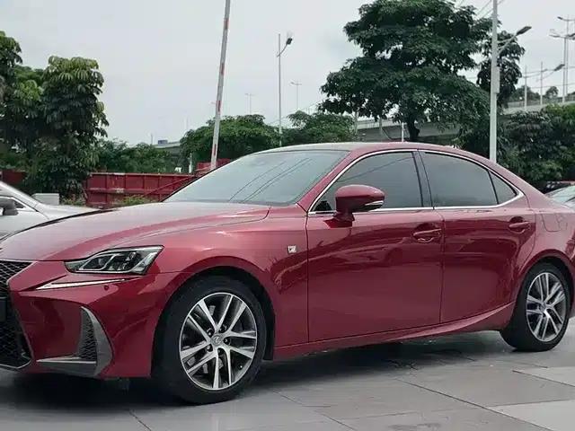 Lexus IS 2017 300 F SPORT Edition