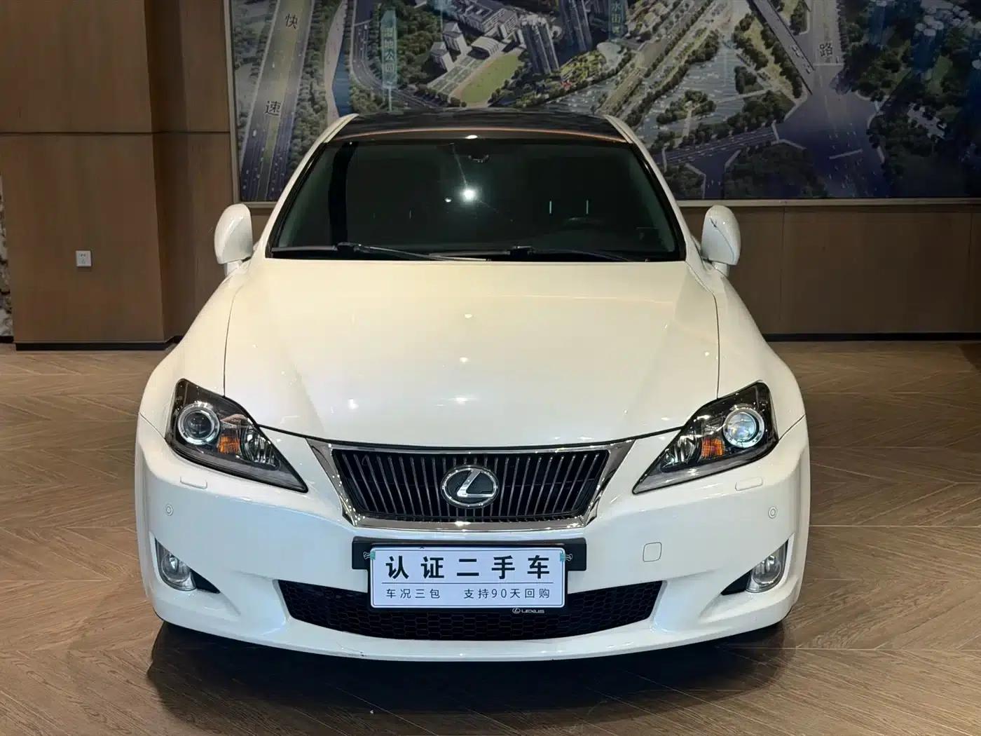 Lexus IS 2009 300 — миниатюра 2