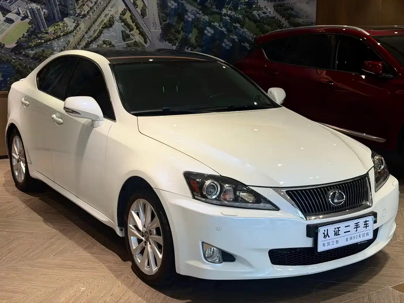 Lexus IS 2009 300 — миниатюра 3