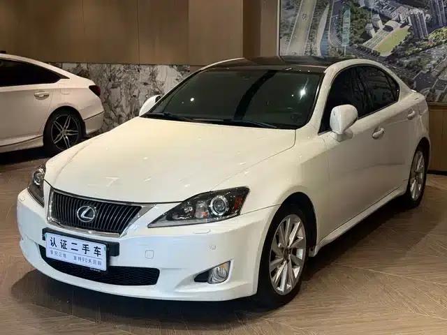 Lexus IS 2009 300