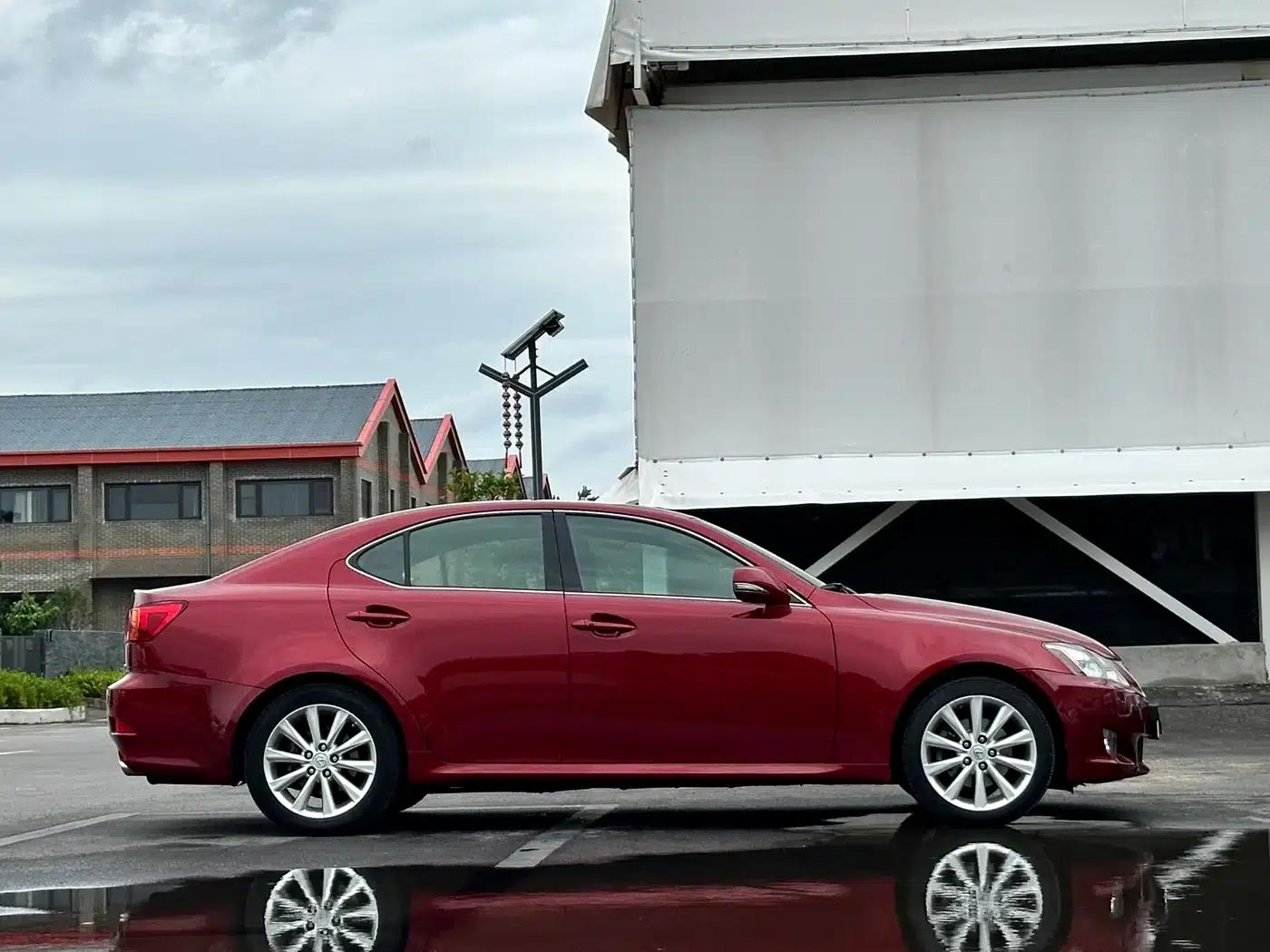 Lexus IS 2009 300 Luxury Edition — миниатюра 3