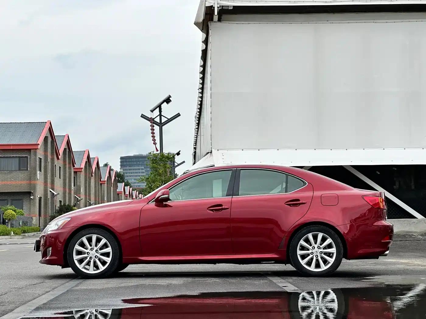 Lexus IS 2009 300 Luxury Edition — миниатюра 7