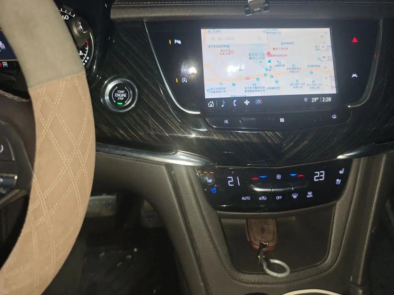 Cadillac XT6 2021 2.0T Six-Seater Four-Wheel-Drive Luxury Version — миниатюра 13