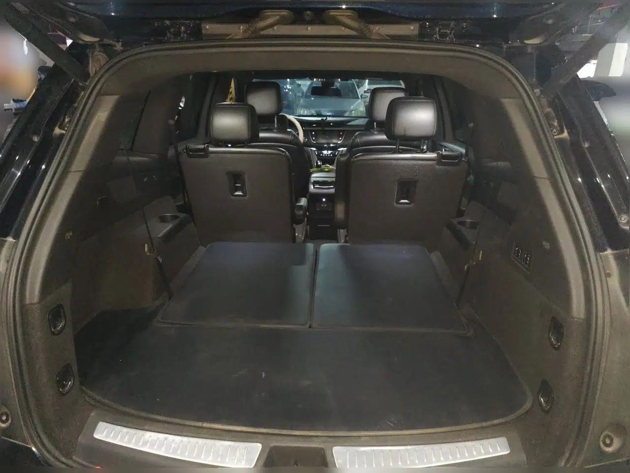 Cadillac XT6 2021 2.0T Six-Seater Four-Wheel-Drive Luxury Version — миниатюра 19