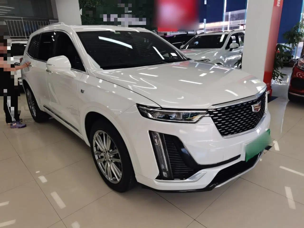 Cadillac XT6 2022 2.0T Six-Seater Four-Wheel Drive Luxury Version — миниатюра 3