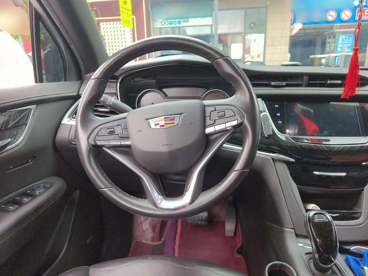 Cadillac XT6 2020 28T Six-Seater Luxury Version — миниатюра 10