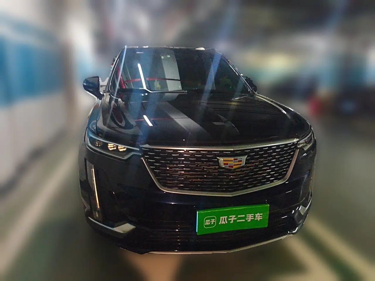 Cadillac XT6 2022 2.0T Six-Seater Two-Wheel-Drive Luxury Version — миниатюра 2