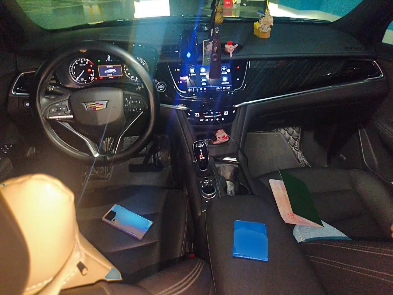 Cadillac XT6 2022 2.0T Six-Seater Two-Wheel-Drive Luxury Version — миниатюра 9
