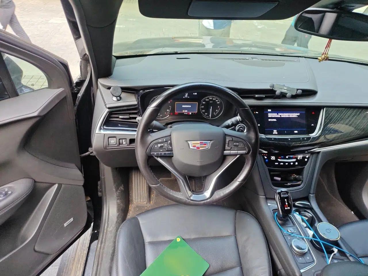 Cadillac XT6 2021 2.0T Six-Seater Four-Wheel-Drive Luxury Version — миниатюра 10