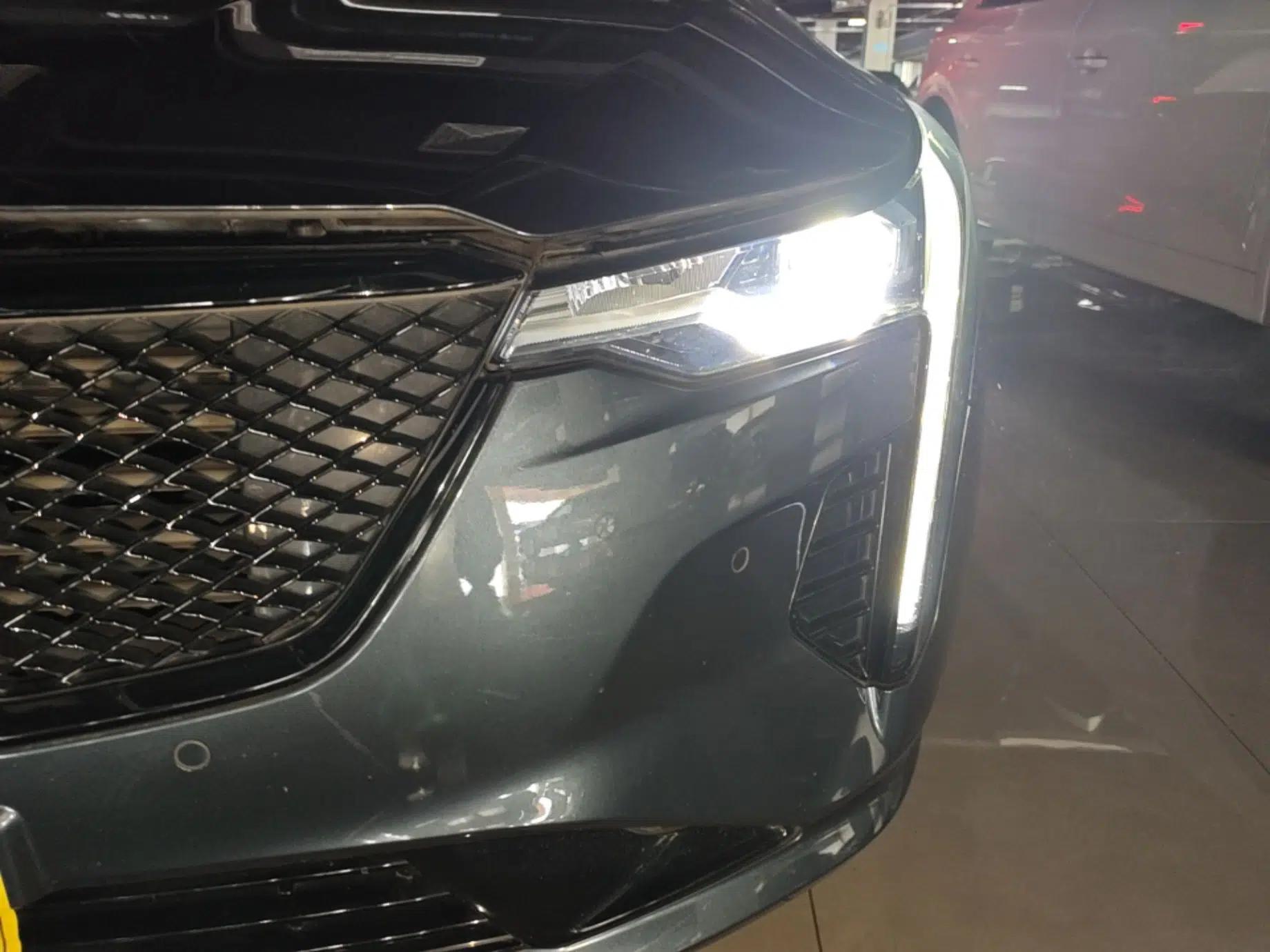 Cadillac CT4 2022 28T Luxury Edition — миниатюра 8