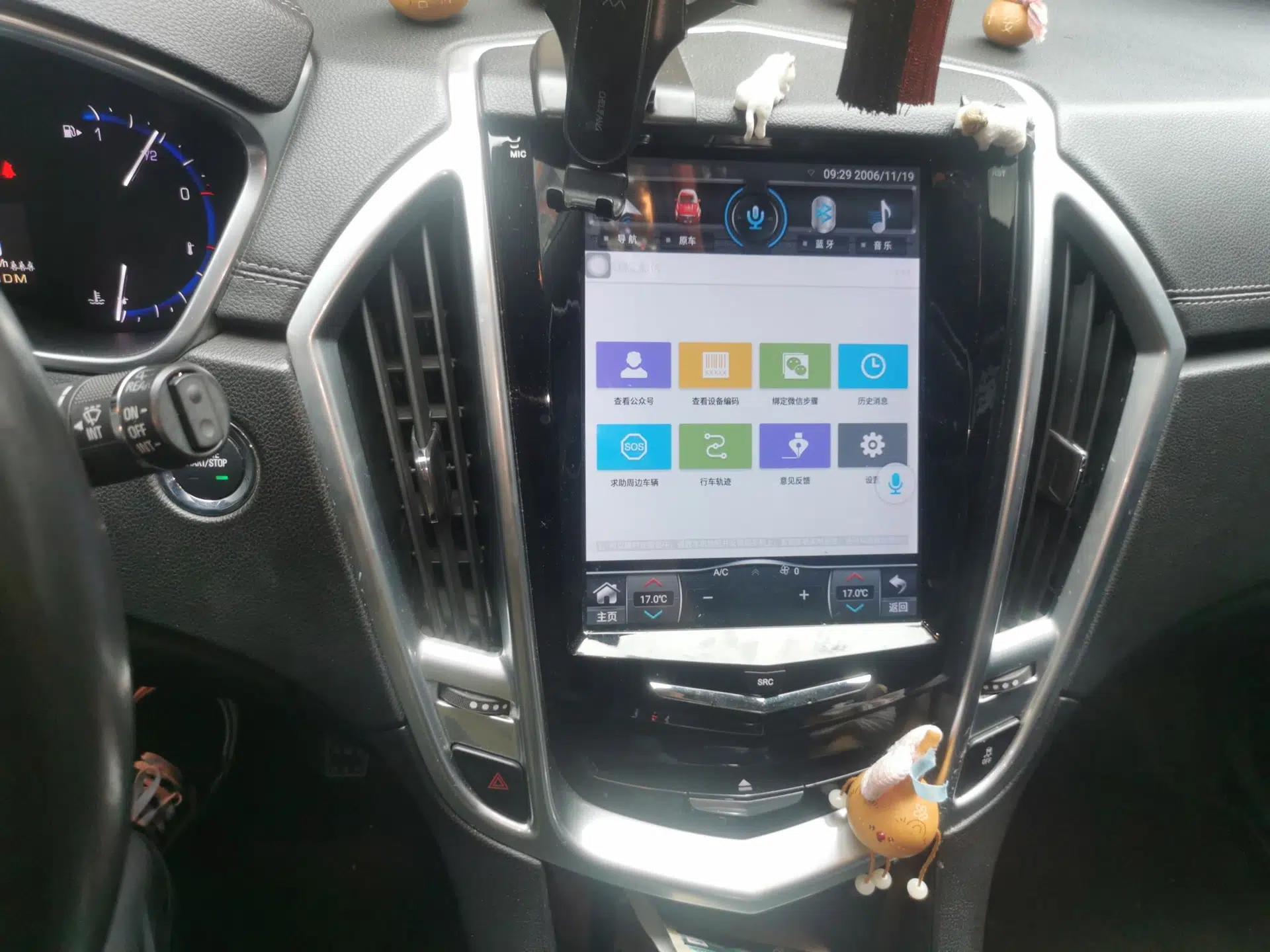 Cadillac SRX 2013 3.0L Elite Model — миниатюра 13