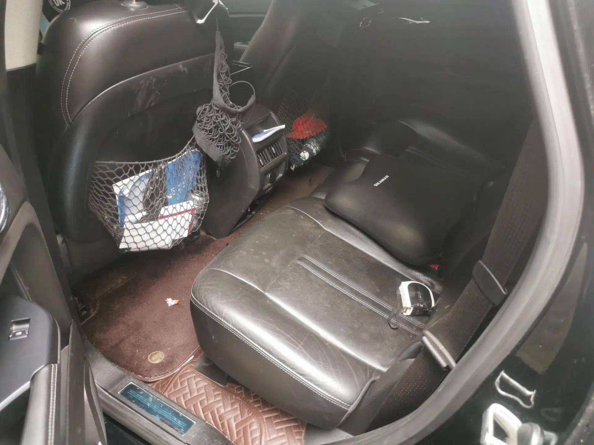Cadillac SRX 2013 3.0L Elite Model — миниатюра 17