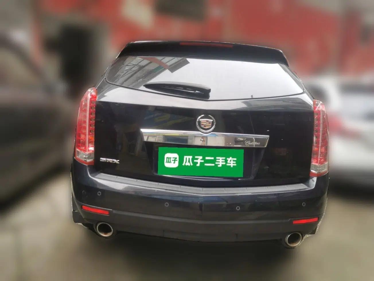 Cadillac SRX 2013 3.0L Elite Model — миниатюра 5