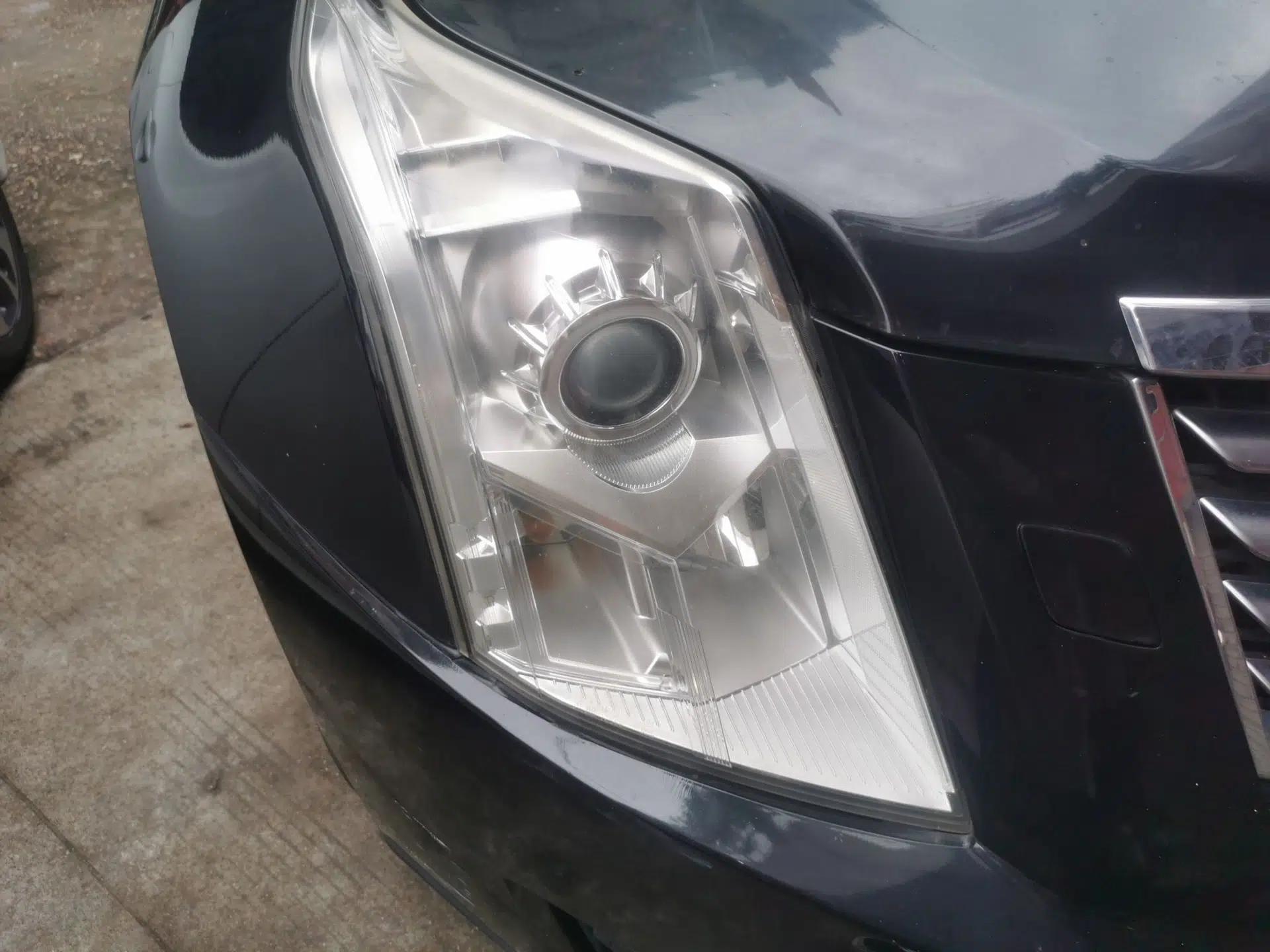 Cadillac SRX 2013 3.0L Elite Model — миниатюра 7