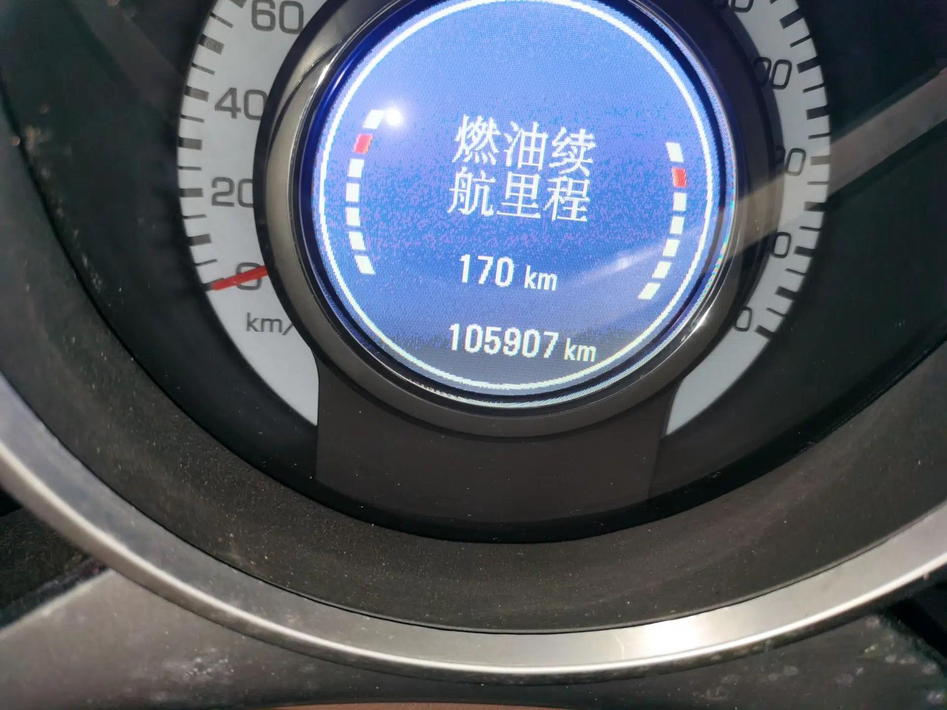 Cadillac SRX 2012 3.0L Elite Edition — миниатюра 12