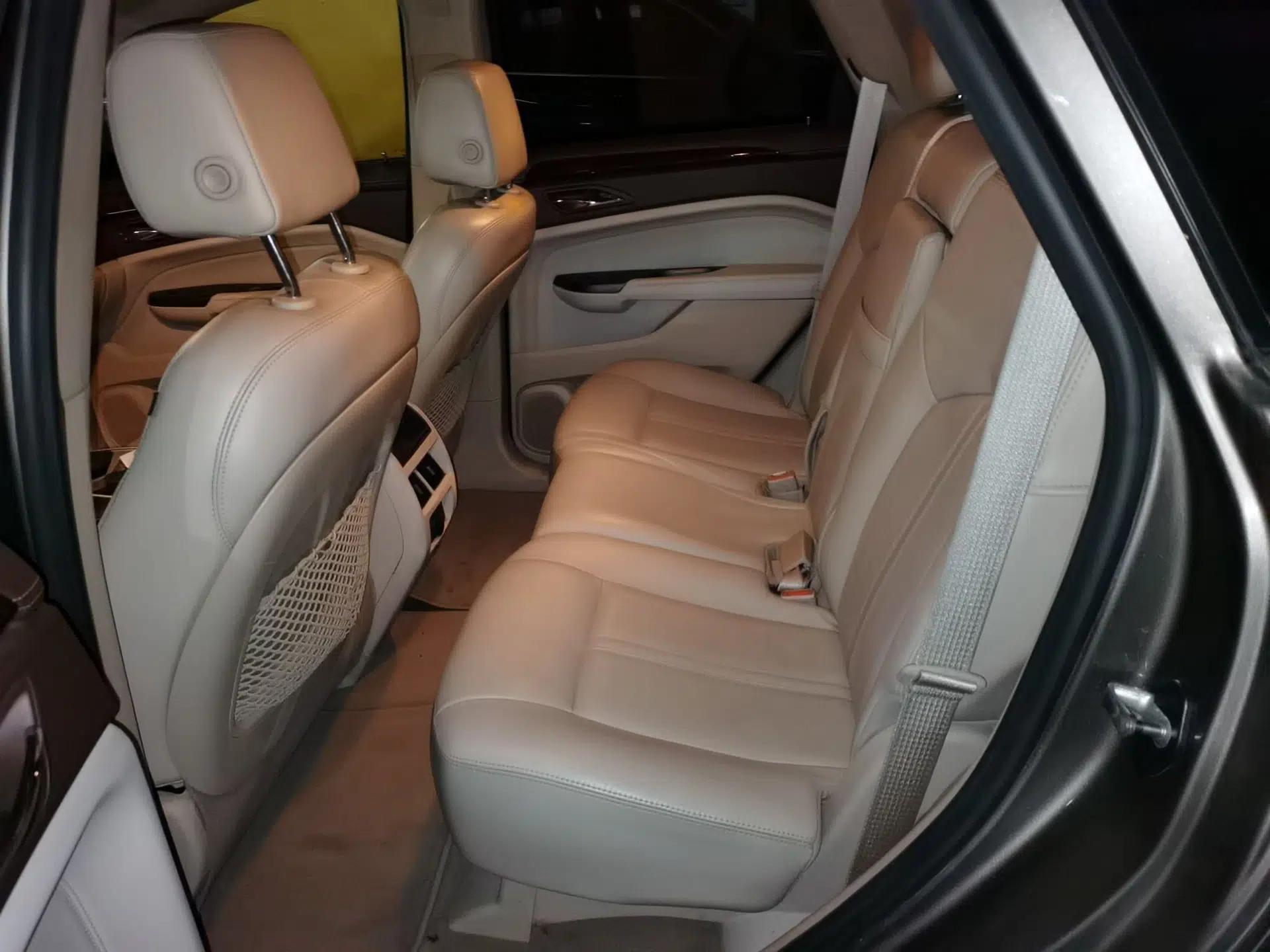 Cadillac SRX 2012 3.0L Elite Edition — миниатюра 17