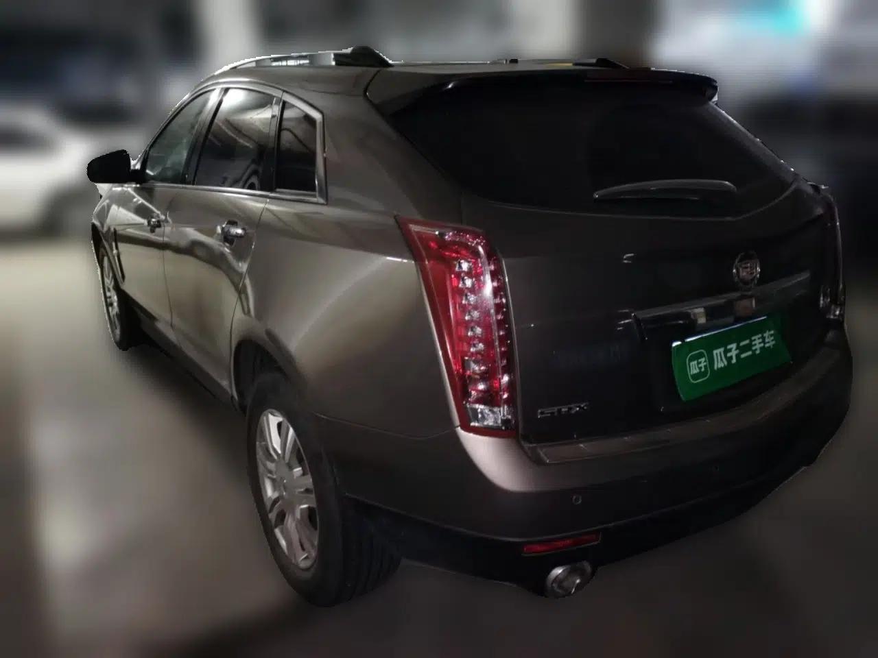 Cadillac SRX 2012 3.0L Elite Edition — миниатюра 4