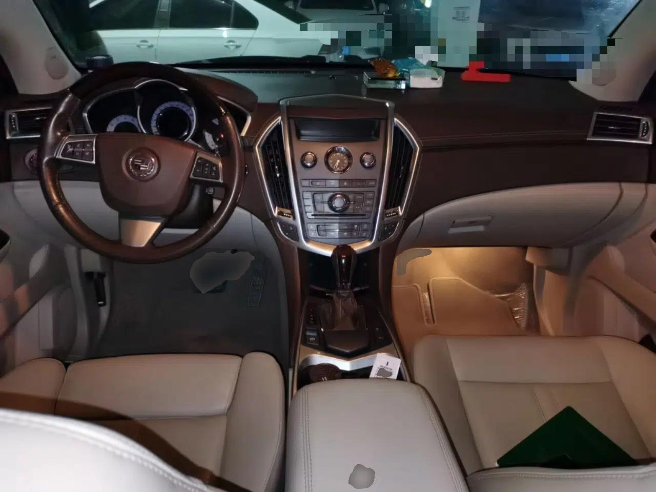 Cadillac SRX 2012 3.0L Elite Edition — миниатюра 9