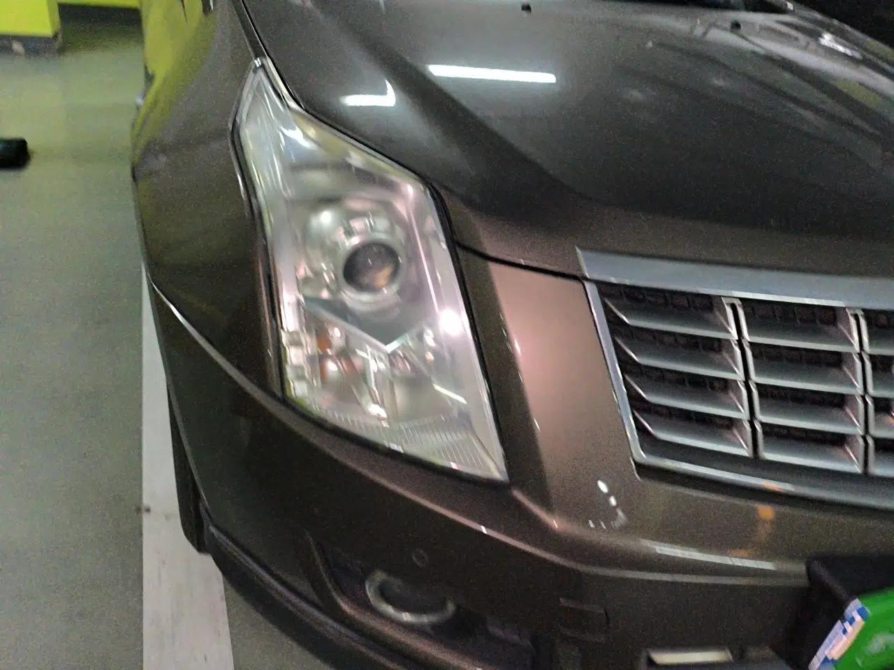 Cadillac SRX 2015 3.0L Elite Model — миниатюра 7