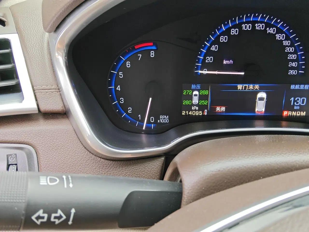 Cadillac SRX 2014 3.0L Luxury Model — миниатюра 12