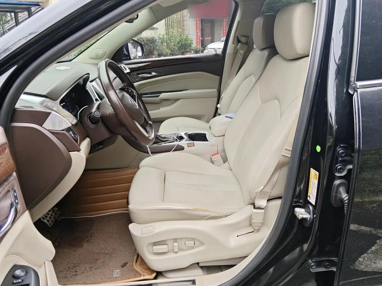 Cadillac SRX 2014 3.0L Luxury Model — миниатюра 15