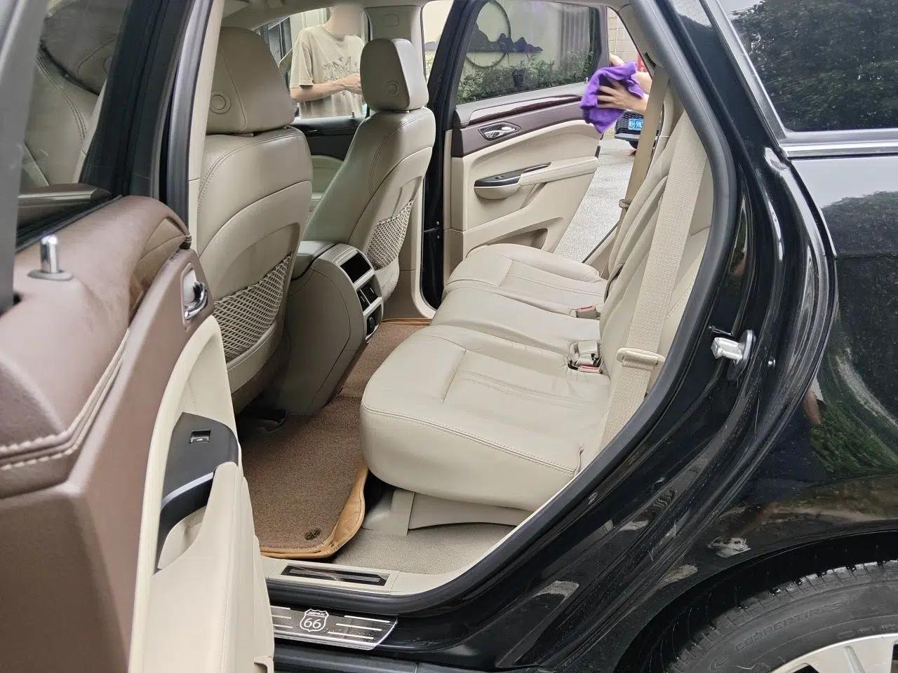 Cadillac SRX 2014 3.0L Luxury Model — миниатюра 17