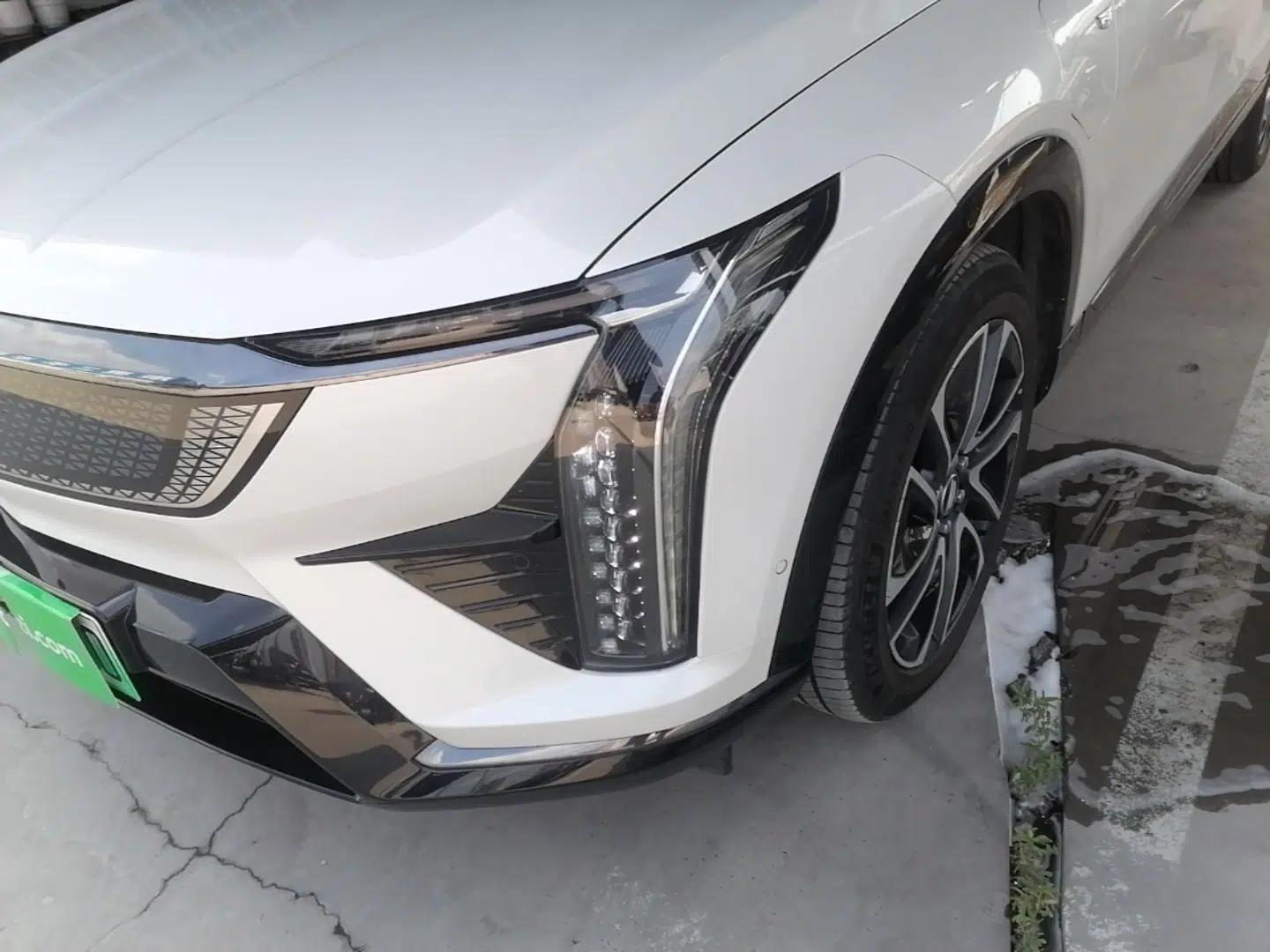 Cadillac OPTIQ 2024 Four-Wheel Drive Long-Range Version — миниатюра 8