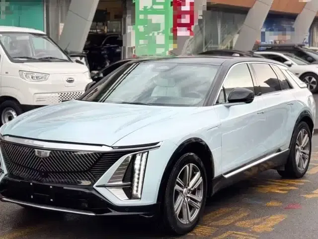 Cadillac LYRIQ 2022 Rear-Drive Long-Range Luxury Edition