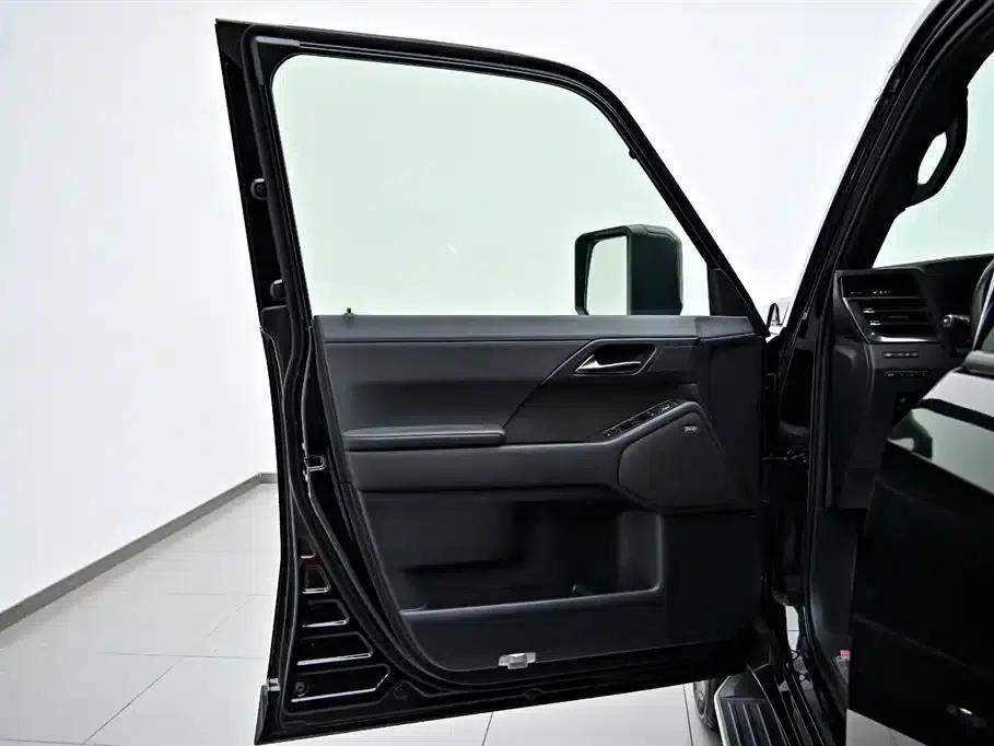 Lexus GX 2024 Lingfeng Edition — миниатюра 19