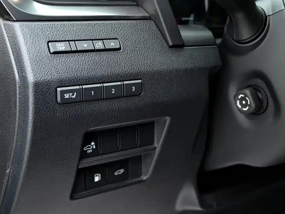 Lexus GX 2024 Lingfeng Edition — миниатюра 23