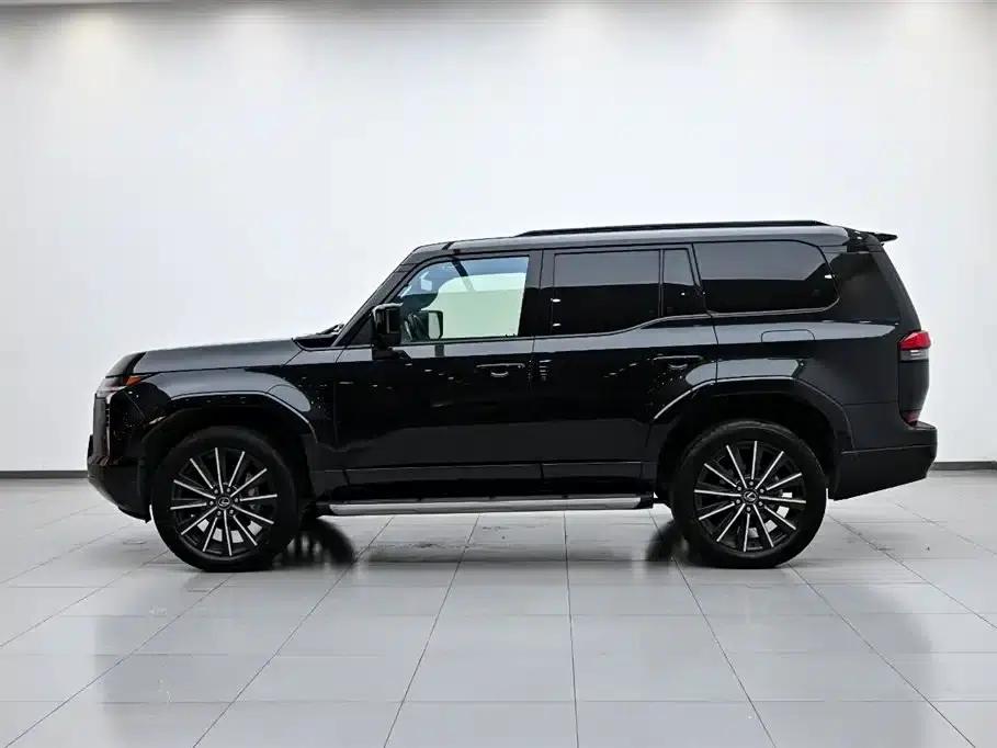 Lexus GX 2024 Lingfeng Edition — миниатюра 5