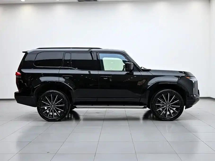 Lexus GX 2024 Lingfeng Edition — миниатюра 6