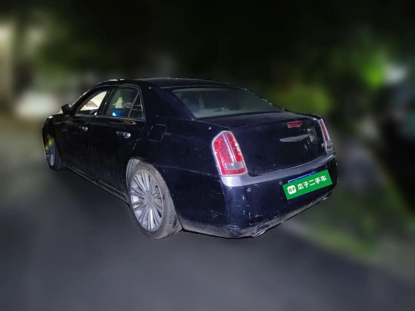 Chrysler 300C 2013 3.6L Prestige Edition — миниатюра 4