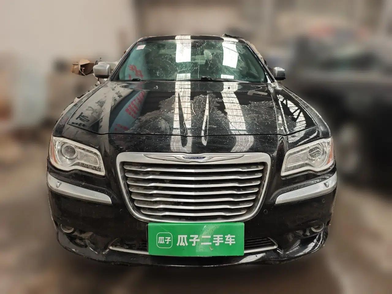 Chrysler 300C 2014 3.0L Excellence Edition — миниатюра 2