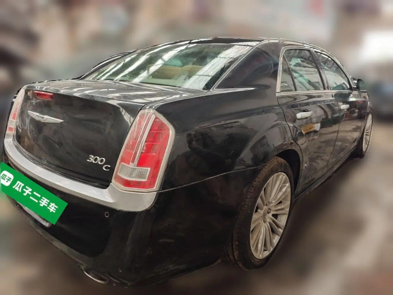 Chrysler 300C 2014 3.0L Excellence Edition — миниатюра 6