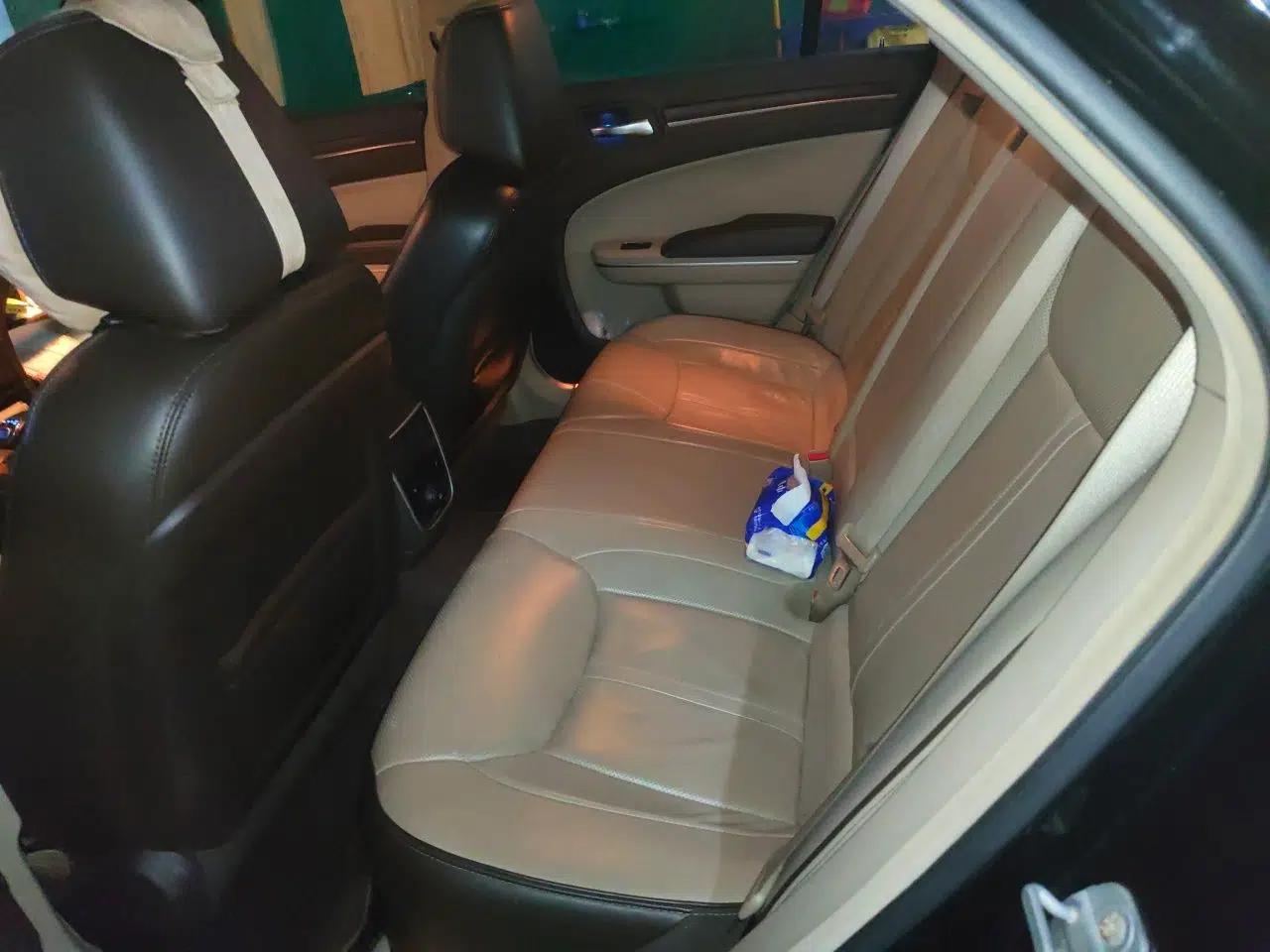 Chrysler 300C 2014 3.0L Excellence Edition — миниатюра 17