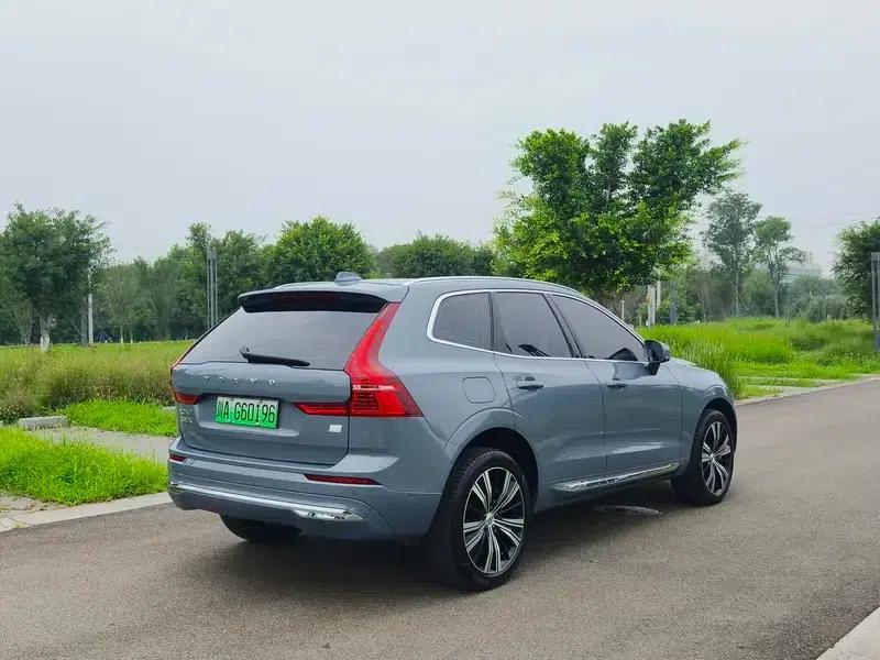 2023 Volvo XC60 PHEV T8 AWD Long Range Smart Luxury Edition — миниатюра 7