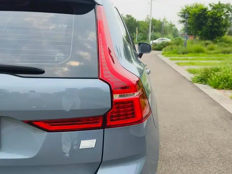 2023 Volvo XC60 PHEV T8 AWD Long Range Smart Luxury Edition — миниатюра 10
