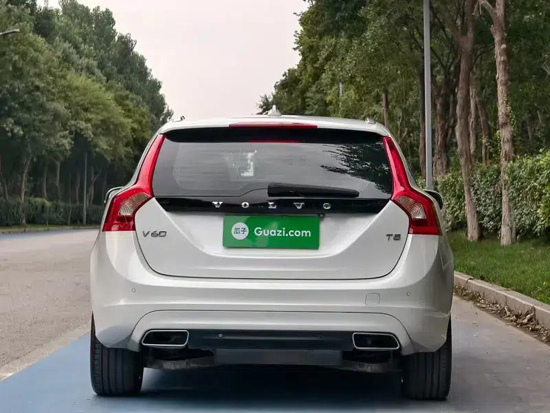 2015 Volvo V60 T5 Smart Edition — миниатюра 6