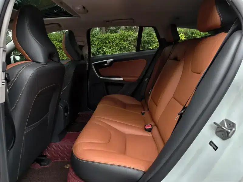 2015 Volvo V60 T5 Smart Edition — миниатюра 10