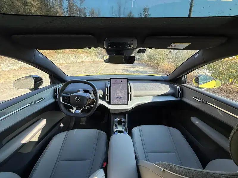 Volvo EX30 2025 Rear-Wheel Drive Long Range Ultra — миниатюра 7