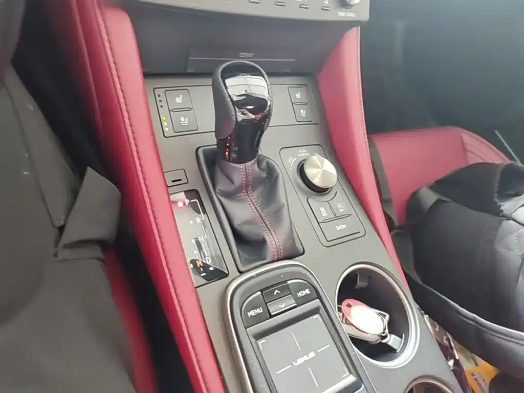 Lexus RC 2016 200t F SPORT Edition — миниатюра 14