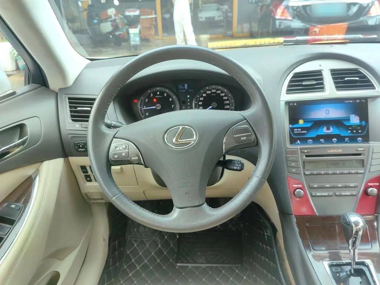 Lexus ES 2010 240 Elegant Edition — миниатюра 10
