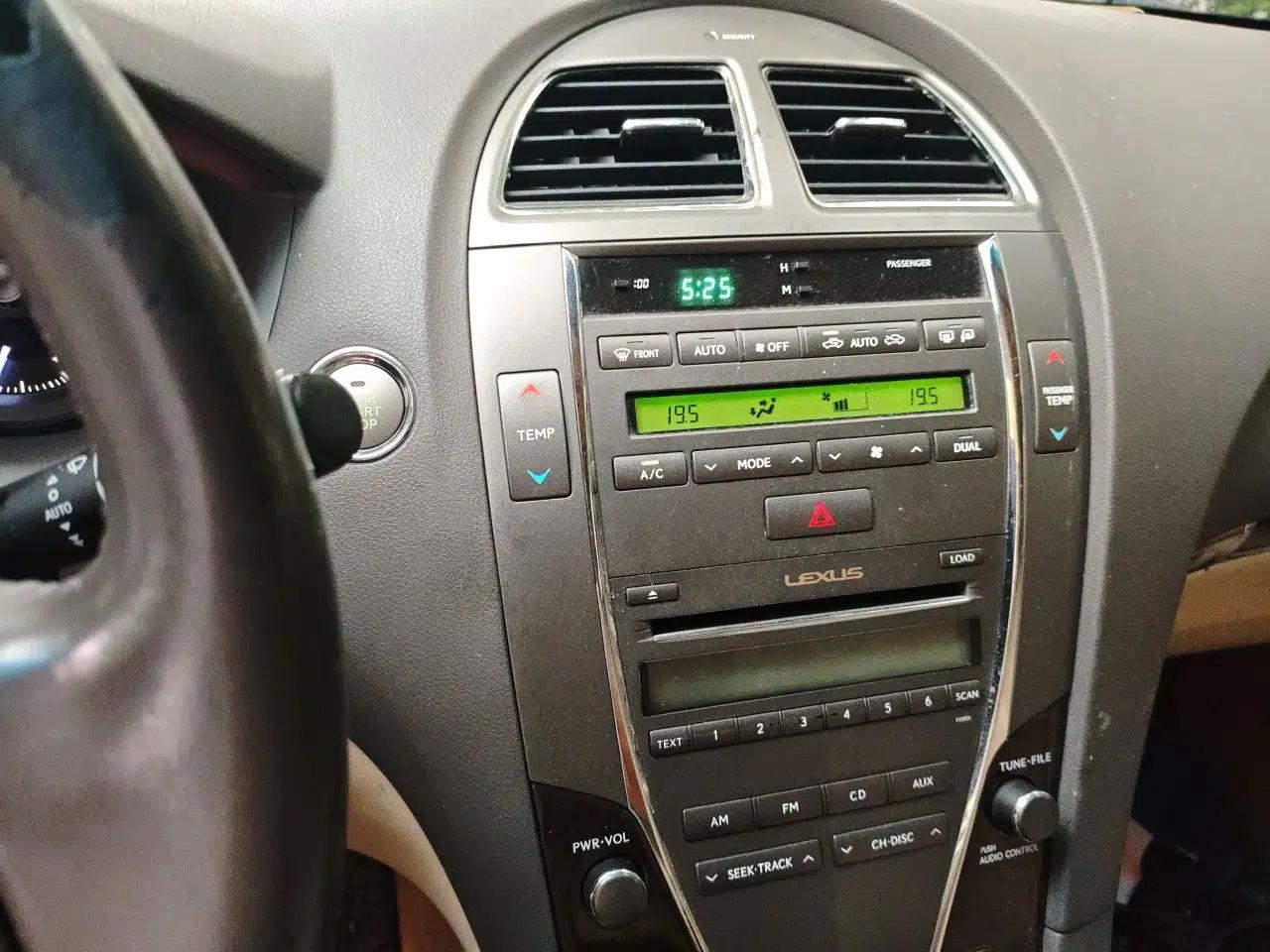 Lexus ES 2010 240 Elegant Edition — миниатюра 13
