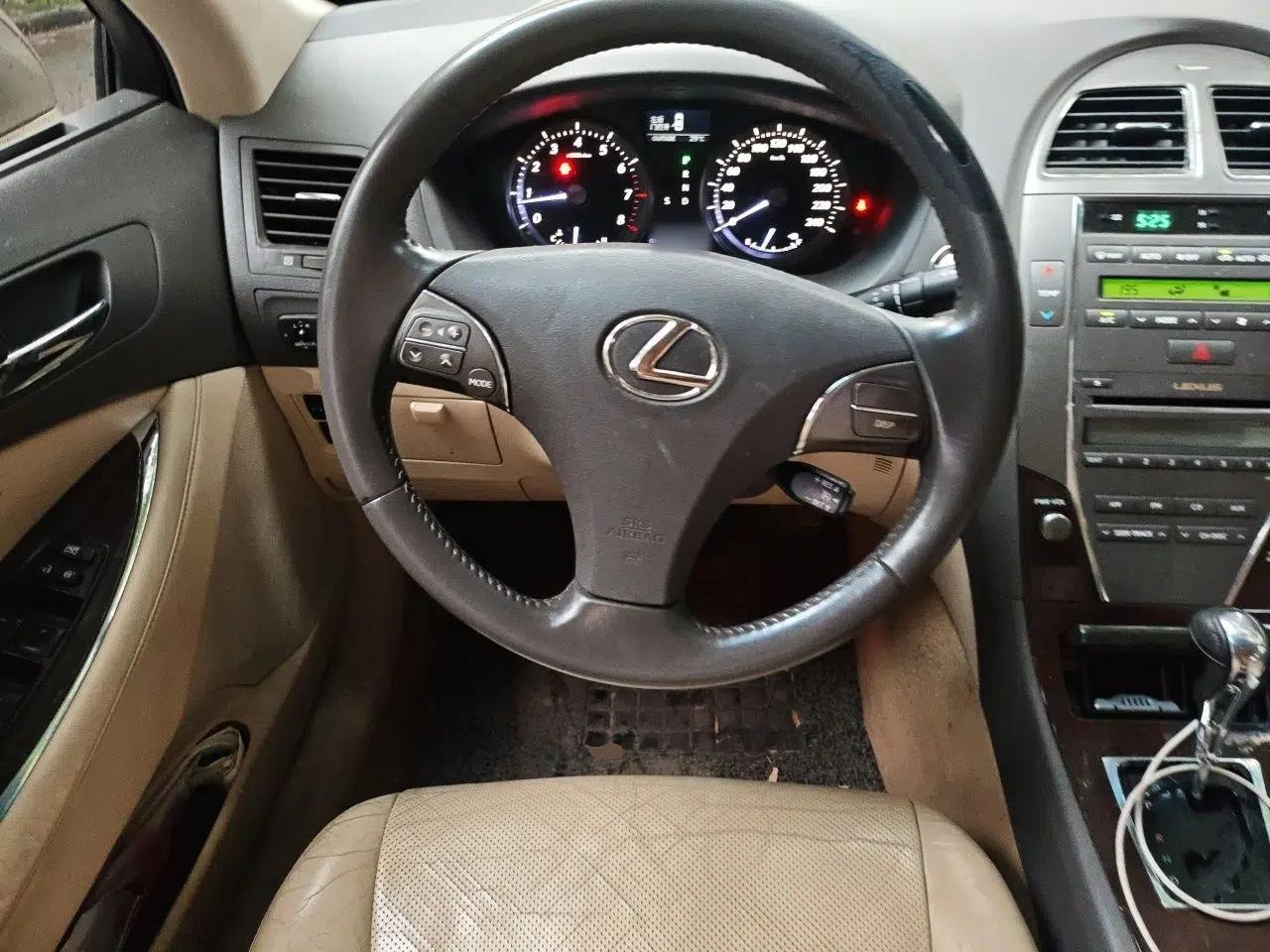 Lexus ES 2010 240 Elegant Edition — миниатюра 10