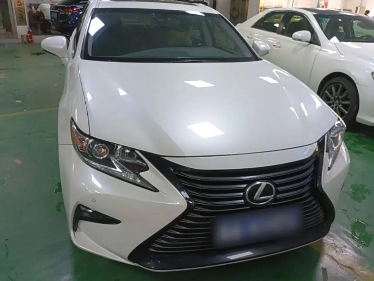 Lexus ES 2017 200 30th Anniversary Edition — миниатюра 2