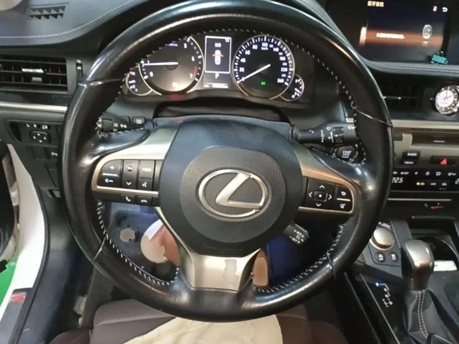 Lexus ES 2017 200 30th Anniversary Edition — миниатюра 13