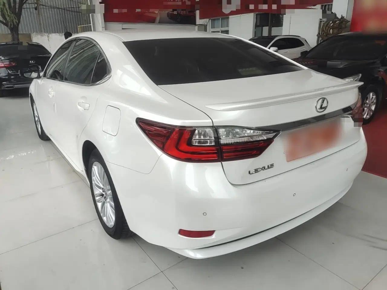 Lexus ES 2015 200 Elite Edition — миниатюра 4