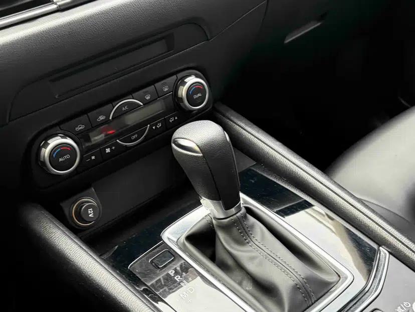 Lexus ES 2020 200 Luxury Edition — миниатюра 25