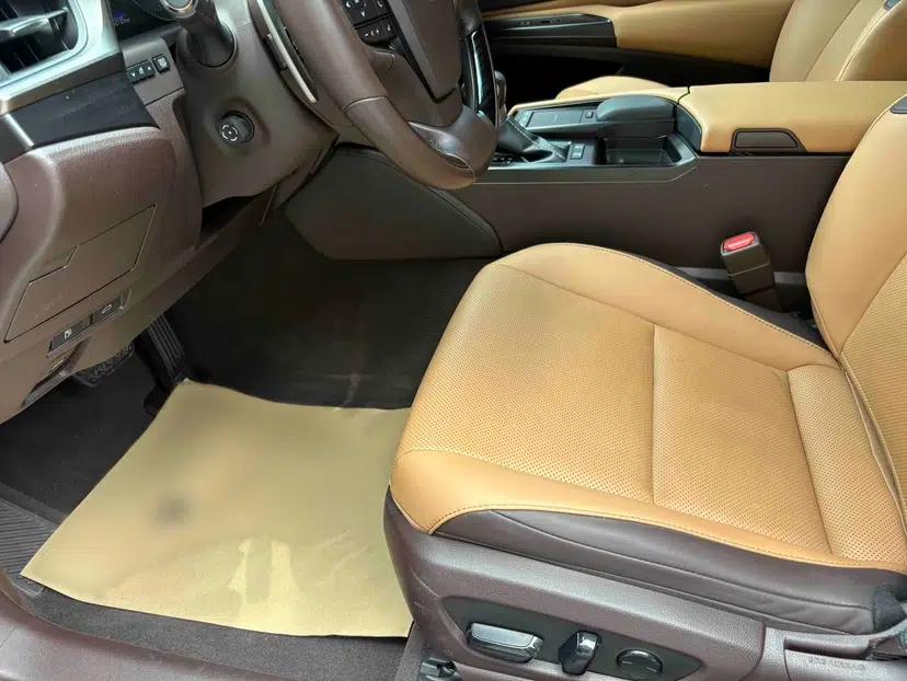 Lexus ES 2020 200 Luxury Edition — миниатюра 34
